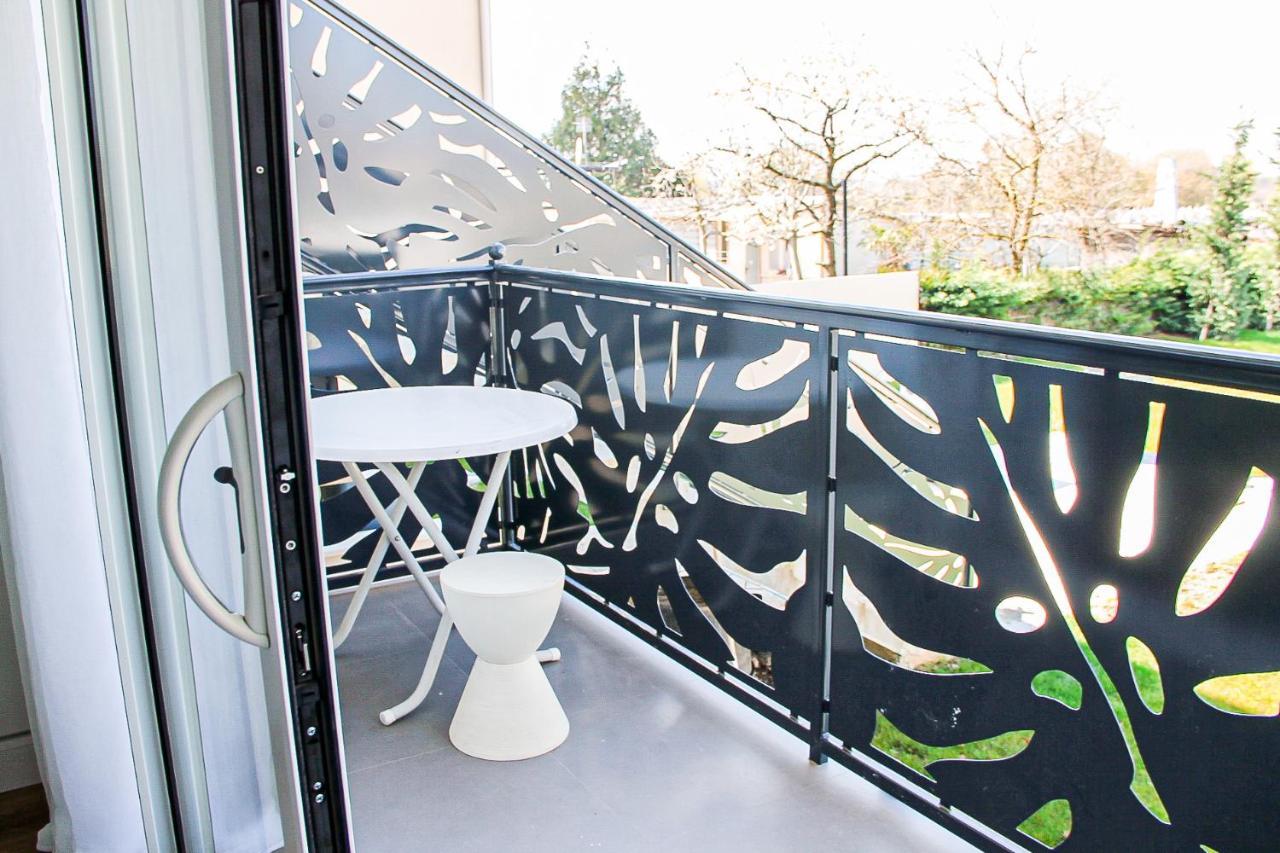 Апартаменти Grand T1 Moderne Jardin Pres De Cdg Ле-Тіє Екстер'єр фото
